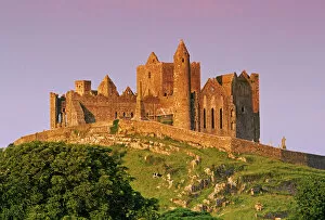 Images Dated 11th June 2007: Ireland, County Tipperary. View of the Rock of Cashel, a medieval fortress