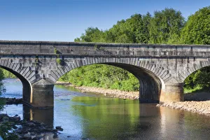 World Locations Prints: Ireland, County Wicklow, Avoca, village bridge