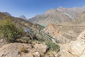Images Dated 23rd November 2021: Iskanderkul, Sughd Province, Tajikistan. The Yaghnob River and Iskanderkul Lake