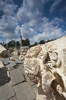 Images Dated 23rd March 2011: Israel, The Galilee, Beit She-an, Beit She-An National Park, Roman-era ruins