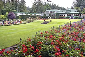 Images Dated 3rd August 2007: Italian garden lawn Butchart Gardens Victoria British Columbia Canada