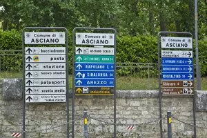 Images Dated 23rd May 2007: Italy, Asciano, Street Signs of Asciano Italy