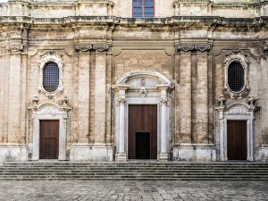Images Dated 8th April 2019: Italy, Bari, Apulia, Monopoli. Entrance to the Basilica Cattedrale Maria Santissima della Madia