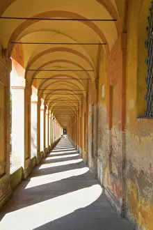 Images Dated 20th May 2007: Italy, BolognaLong Hallway Pellefrinaggio a San Luca with shadows