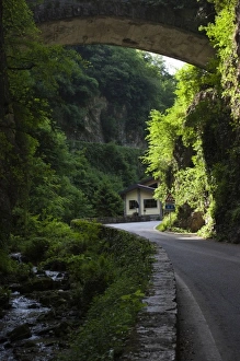 Images Dated 26th May 2009: Italy, Brescia Province, Tremosine. Tremosine tunnel road