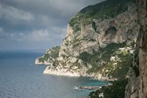 Images Dated 9th May 2005: ITALY-Campania-(Bay of Naples)-CAPRI: Capri Coastline West from Giardini di Augusto