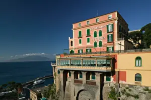 ITALY-Campania-(Sorrento Peninsula)-SORRENTO: Grand Hotel Excelsior Vittoria