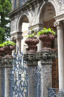 Images Dated 18th May 2009: ITALY, Como Province, Brunate. Villa detail