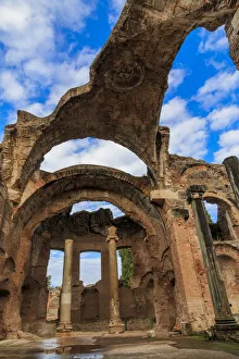 Images Dated 18th November 2016: Italy, Lazio, Tivoli. Hadrians Villa, UNESCO World Heritage Site. The Grand Thermae