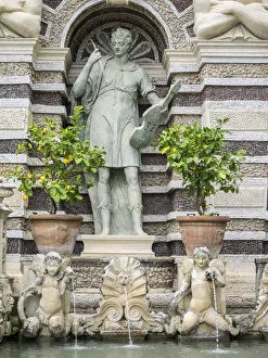 Images Dated 8th April 2019: Italy, Lazio, Tivoli, Villa d Este. Statue of Orpheus. The Organ fountain, 1566
