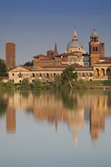 Images Dated 29th May 2009: ITALY, Mantua Province, Mantua. Town view and Palazzo Ducale from Lago Inferiore, dawn