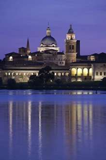 Images Dated 28th May 2009: Italy, Mantua Province, Mantua. Town view and Palazzo Ducale from Lago Inferiore, dusk