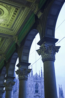 ITALY, Milan Province, Milan. Milan Cathedral, dawn