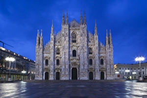 Images Dated 16th May 2009: Italy, Milan Province, Milan. Milan Cathedral, dawn