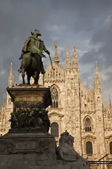Images Dated 5th June 2009: ITALY, Milan Province, Milan. Milan Cathedral and statue, late afternoon