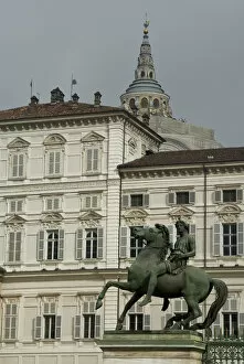 Images Dated 20th October 2006: Italy, Piedmont (Piemonte), Torino (Turin), Plaza Castello