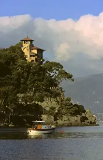 Hill Top Prints: Italy, Portofino. Scenic life on the Mediteranean coast of Italy