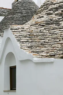 Images Dated 30th May 2005: Italy, Puglia, Alberobello, Terra dei Trulli, Unesco World Heritage Site Trulli Houses