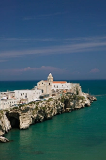 Italy, Puglia, Promontorio del Gargano, Vieste, Town View & Punta San Francesco