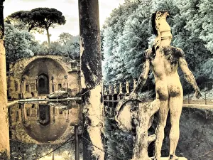 Images Dated 3rd February 2021: Italy, Puglia, Tivoli. The pool, Canopus in Hadrians Villa