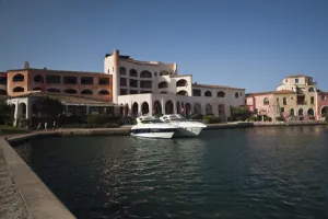 Images Dated 12th May 2009: ITALY, Sardinia, Cala di Volpe. Cala di Volpe luxury hotel