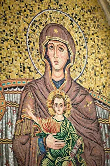 Images Dated 16th May 2005: ITALY, Sicily
