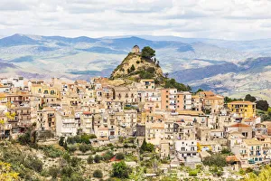 Italy, Sicily, Enna Province, Centuripe. The ancient town of Centuripe in eastern Sicily