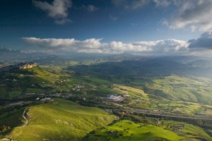 Images Dated 20th May 2005: Italy, Sicily, Enna, Valley View with Autostrada A19