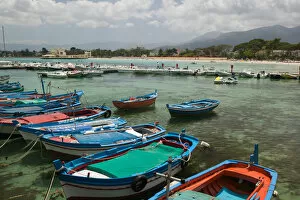Images Dated 24th May 2005: Italy, Sicily, Mondello, Mondello Fishing Harbor