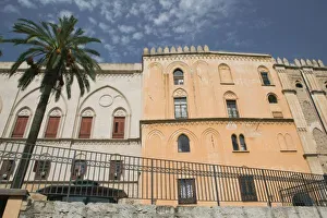 Images Dated 23rd May 2005: Italy, Sicily, Palermo, Palazzo dei Normanni