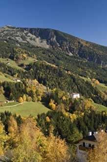 Images Dated 31st October 2005: Italy, Trentino - Alto Adige, Bolzano province, Dolomites, Val Gardena