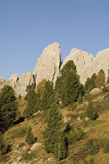 Images Dated 31st October 2005: Italy, Trentino - Alto Adige, Bolzano province, Dolomites, Val Gardena, Sella group