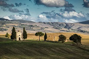 Prints of Italy, Tuscany. Chapel Images Dated 2019 January: Italy, Tuscany. Chapel