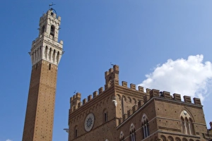 Images Dated 2nd October 2006: Italy, Tuscany, Siena. The Palazzo Pubblico