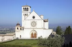 Italy, Umbria, Assisi. Basilica di San Francesco, religious home of St. Francis