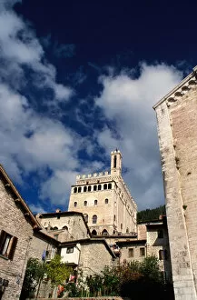Images Dated 26th July 2006: Italy, Umbria, Gubbio. Palazzo dei Consoli
