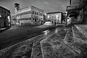 Town Square Prints: Italy, Umbria, Perugia. Palazzo dei Priori and the Fontana Maggiore