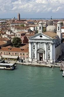 Images Dated 5th May 2007: Italy, Venice. Jesuit Church along the Grand Canal
