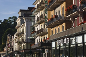 Images Dated 3rd June 2009: ITALY, Verbano-Cusio-Ossola Province, Stresa. Corso Italia, buildings, morning