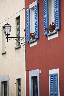 Images Dated 1st June 2009: Italy, Verbano-Cusio-Ossola Province, Cannobio. Building detail