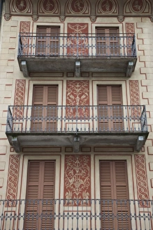 Images Dated 1st June 2009: Italy, Verbano-Cusio-Ossola Province, Cannobio. Building detail