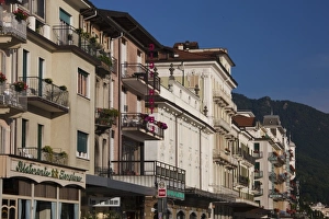 Images Dated 3rd June 2009: Italy, Verbano-Cusio-Ossola Province, Stresa. Corso Italia, buildings, morning