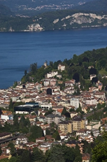 Images Dated 2nd June 2009: Italy, Verbano-Cusio-Ossola Province, Stresa. High angle town view