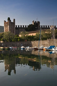 Images Dated 24th May 2009: Italy, Verona Province, Torri del Benaco. Il Castello Scaligero