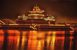 Pavilion Prints: Jinming Lake, Kaifeng, Henan, China