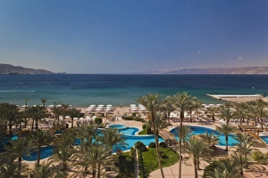 Images Dated 12th March 2011: Jordan, Aqaba, elevated view of Red Sea and beach