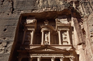 Jordan, Petra, the Treasury building (Al Khazneh)