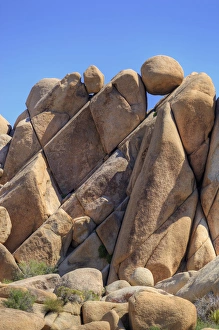 Images Dated 7th April 2011: Joshua Tree NP, granite rock formations