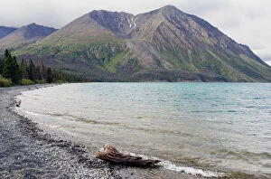Images Dated 20th February 2006: Kathleen Lake in Yukon Territory, Canada, in the Kluane National Park and Reserve