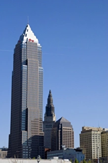 Images Dated 6th May 2006: Key Bank tower and skyline in Cleveland, Ohio